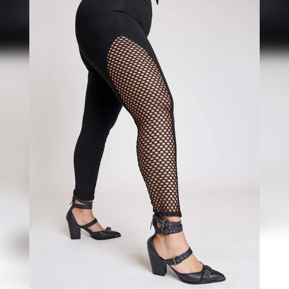 Midnight Hour Pants - NWT Midnight Hour Fishnet Inset Legging
